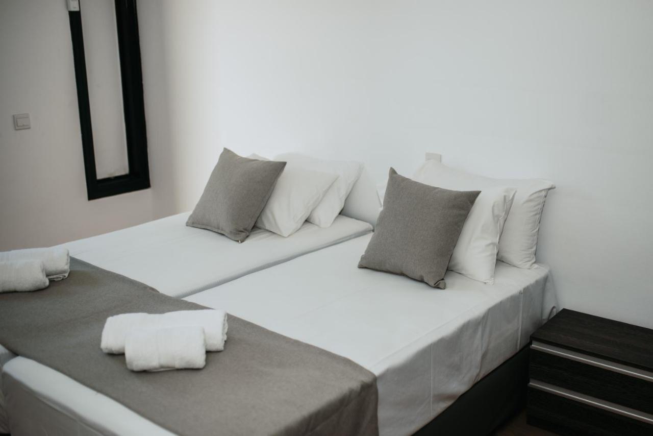 Ovis Hotel Apartments Ajía Nápa Kültér fotó