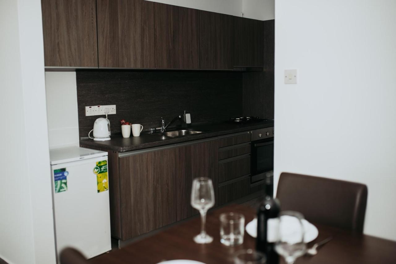 Ovis Hotel Apartments Ajía Nápa Kültér fotó