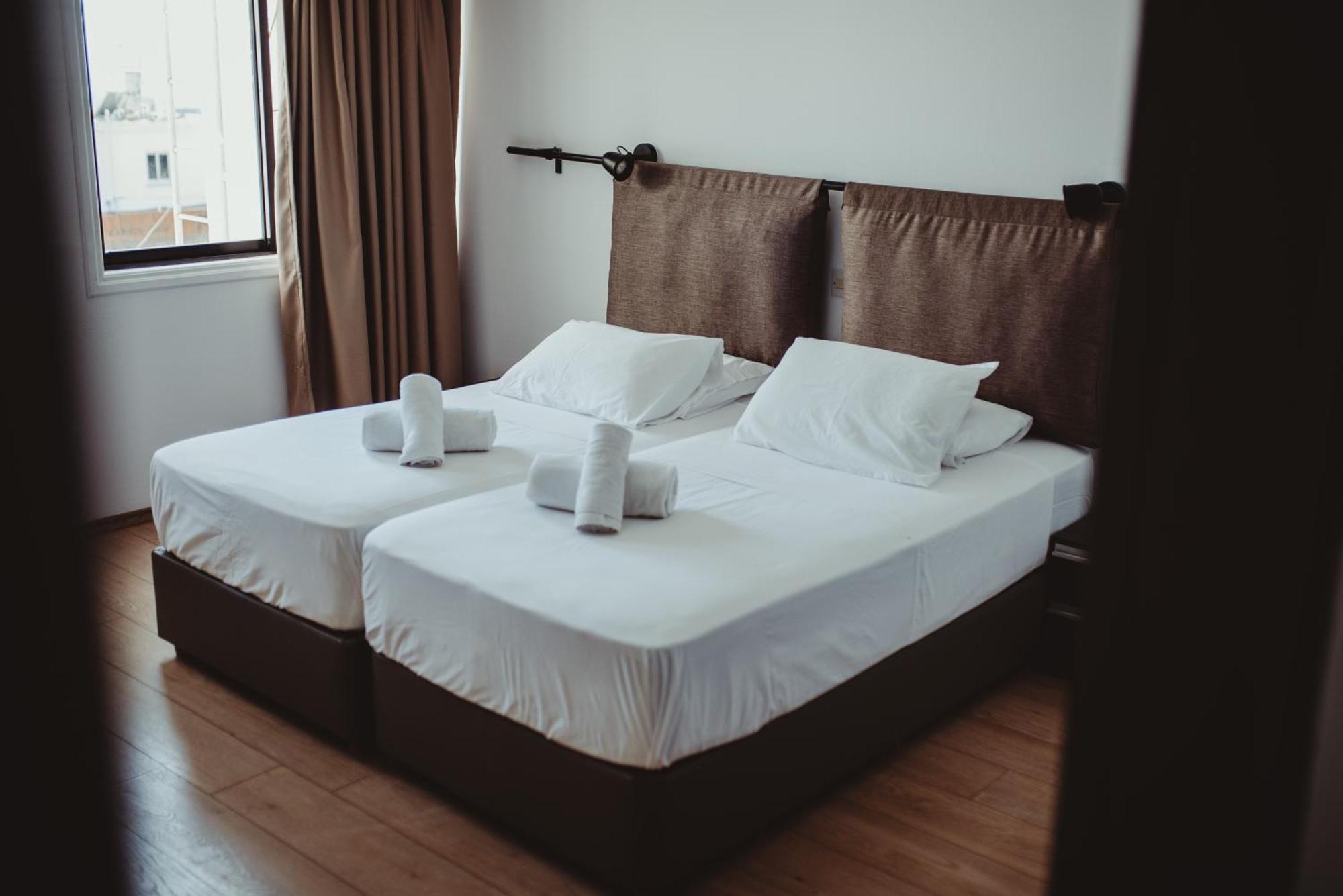 Ovis Hotel Apartments Ajía Nápa Kültér fotó