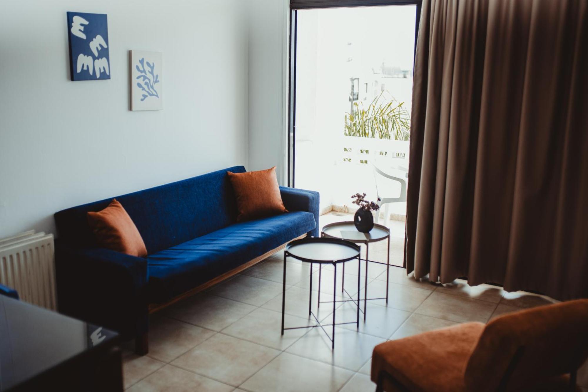Ovis Hotel Apartments Ajía Nápa Kültér fotó